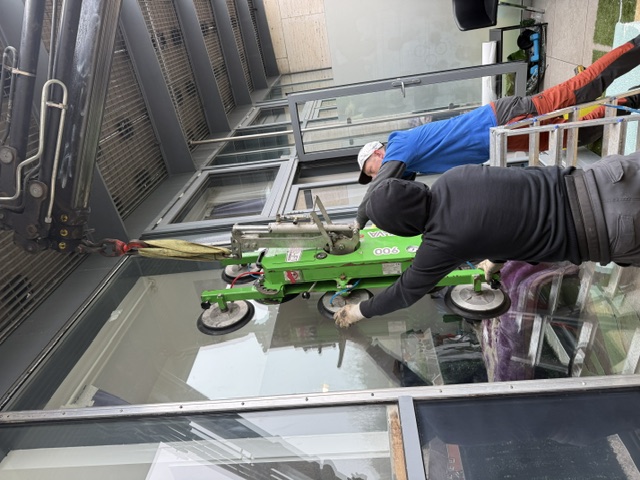 About Brent Cross Glazing